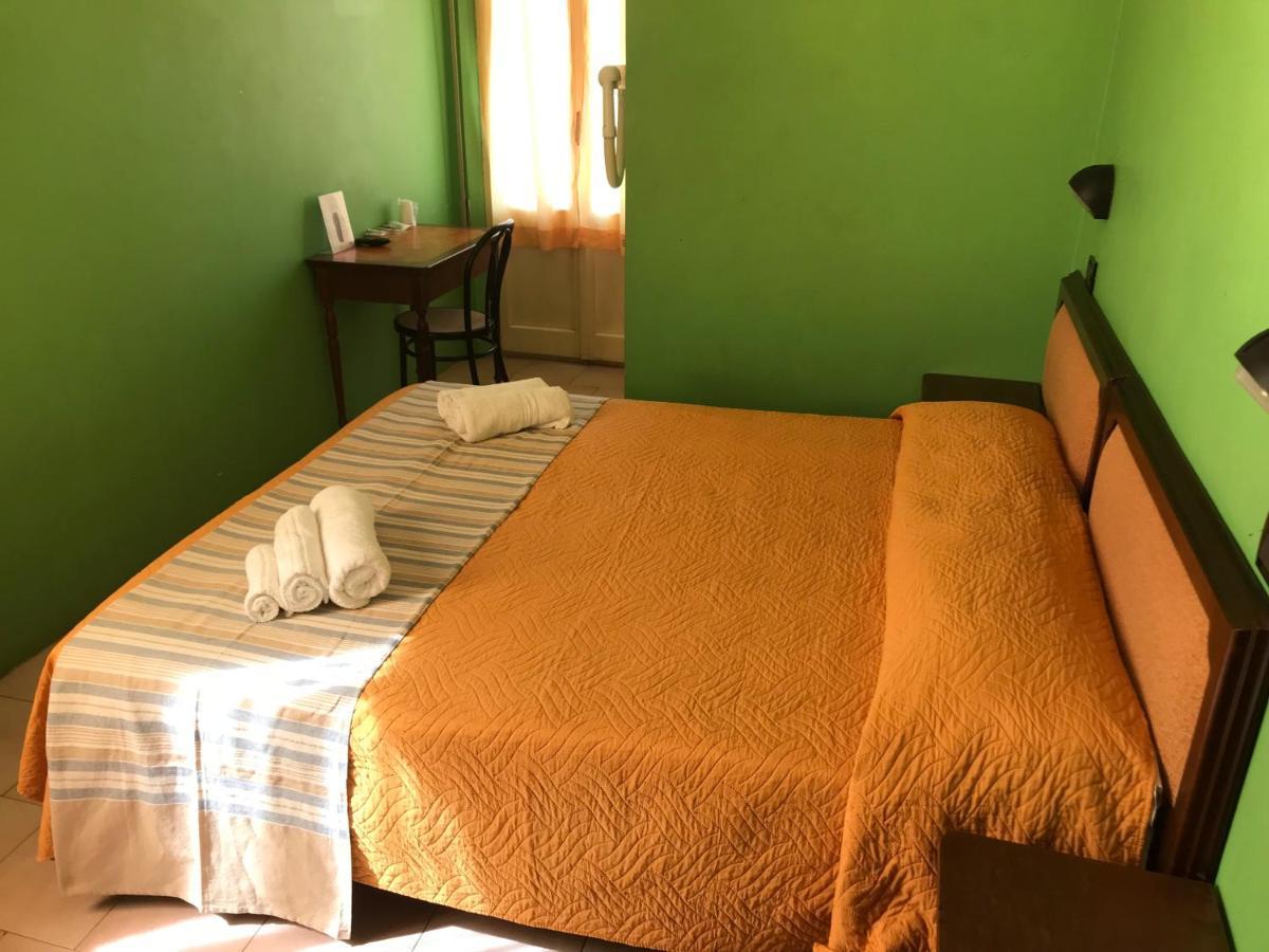 Hotel Berna 里米尼 外观 照片